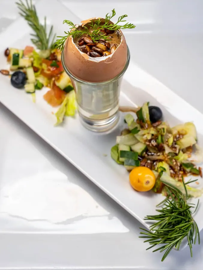 A plated dish at the Hamadryade restaurant